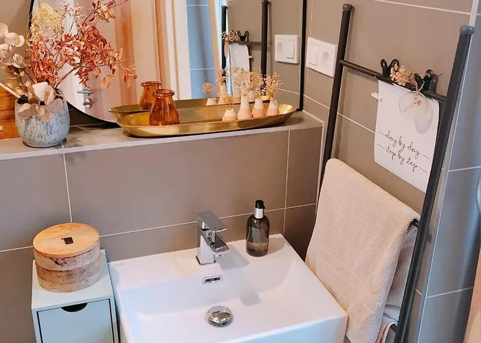 307 - Tiny Elbhouse Ferienhaus *