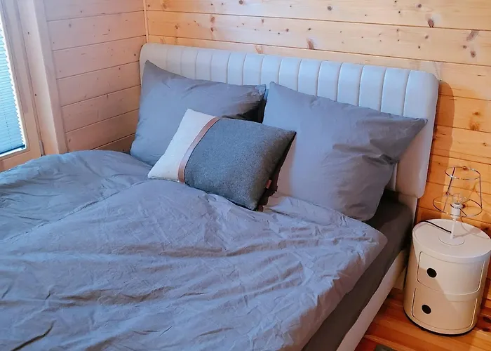 307 - Tiny Elbhouse Bleckede